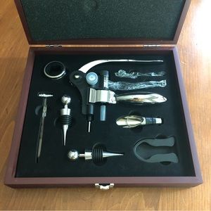New Executive Complete Nine Piece Bar Set in Wood Case